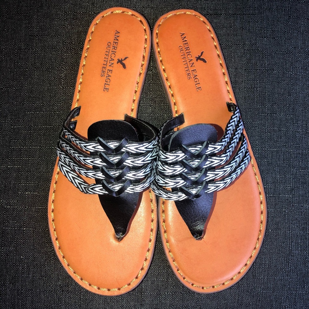 America Eagle Sandals Size 7